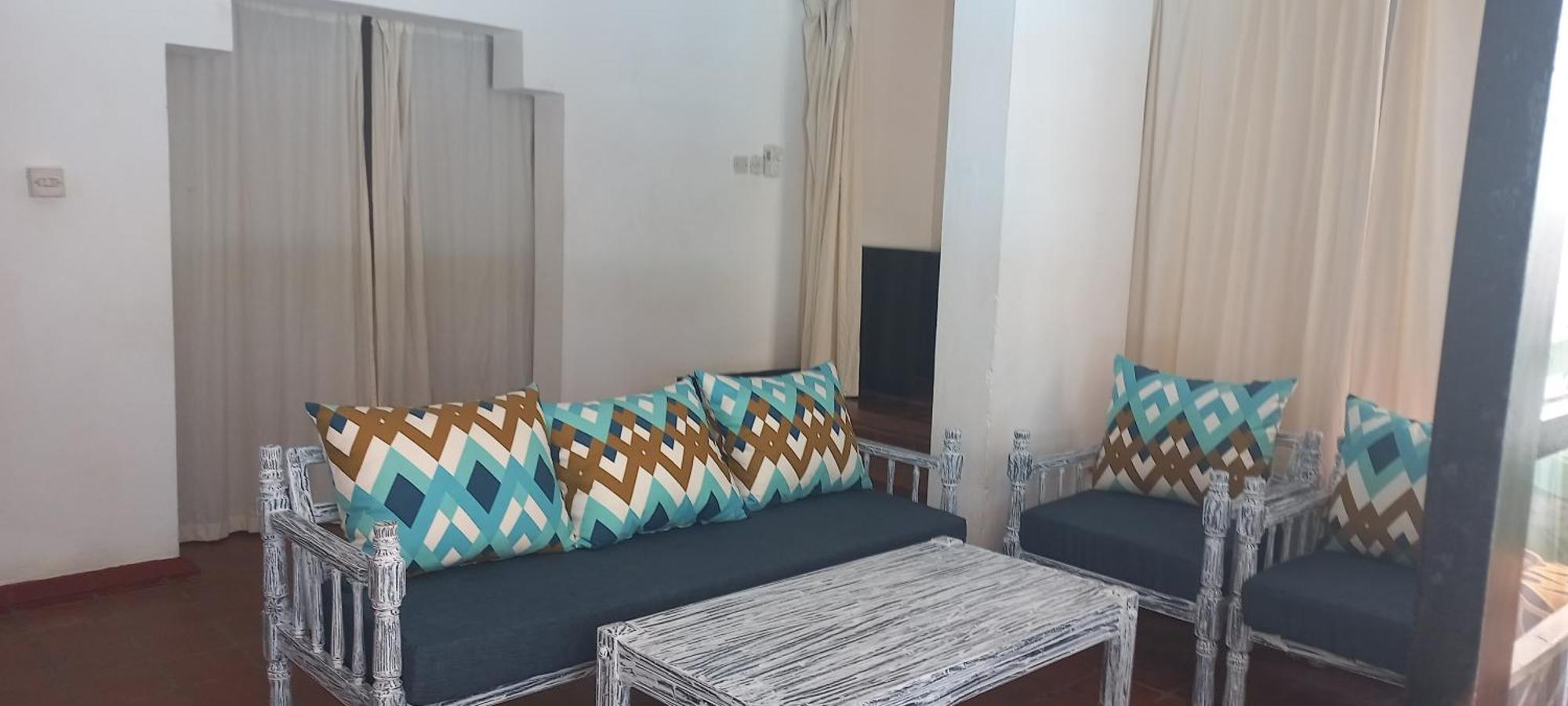 Wayside Beach Apartments 디아니 해변 외부 사진
