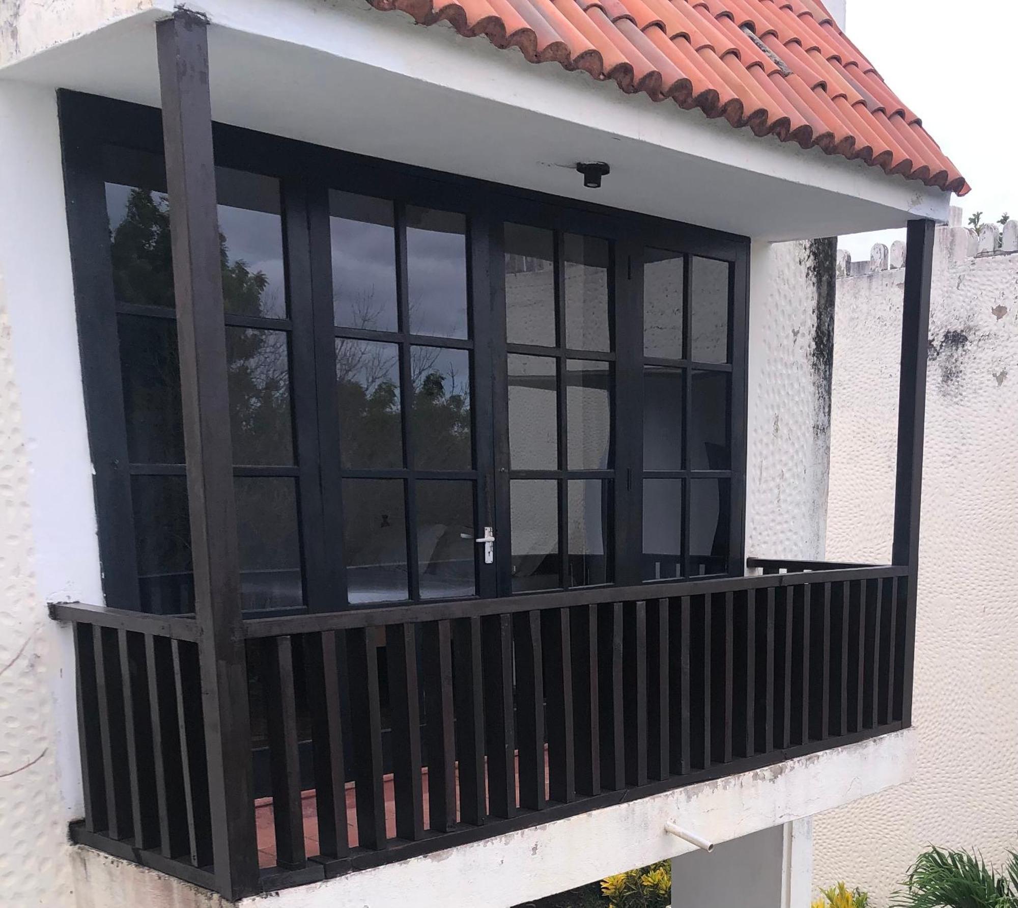 Wayside Beach Apartments 디아니 해변 외부 사진